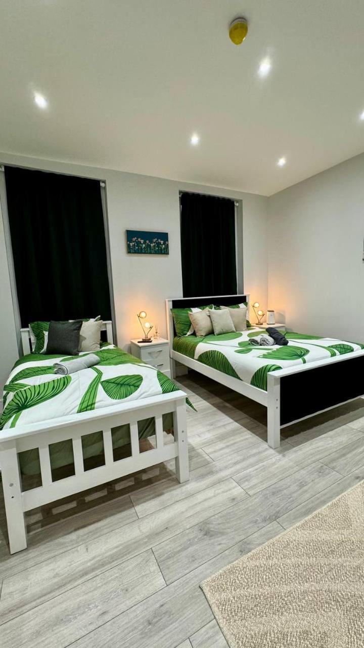 Guest&Rest Elite 1 Apartment London Bagian luar foto